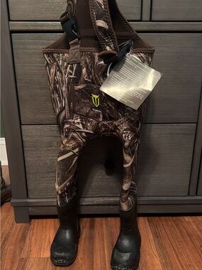Tidewe Kids Camo Chest Waders in Brown
